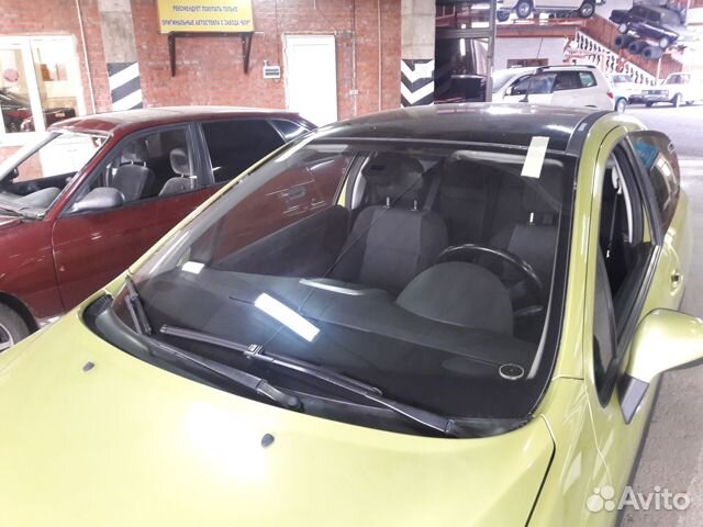 Лобовое стекло Пежо 207