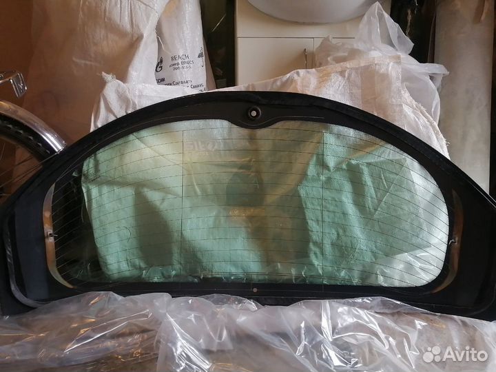 Стекло заднее Renault Megane 3