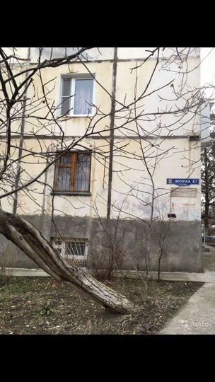 3-к. квартира, 50 м², 1/5 эт.