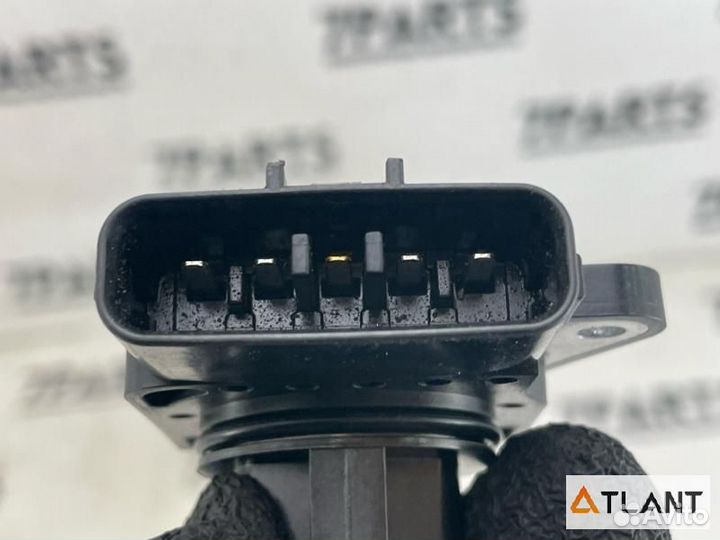 Датчик расхода воздуха toyota isis