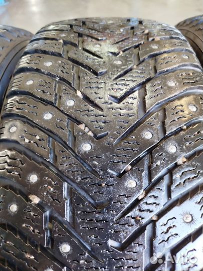 Nokian Tyres Hakkapeliitta 8 205/65 R16