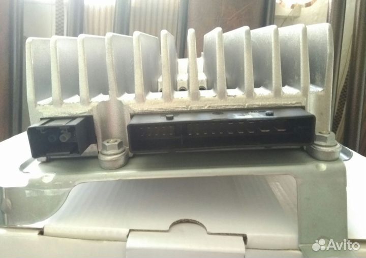 Усилитель звука мерседес w164 w204