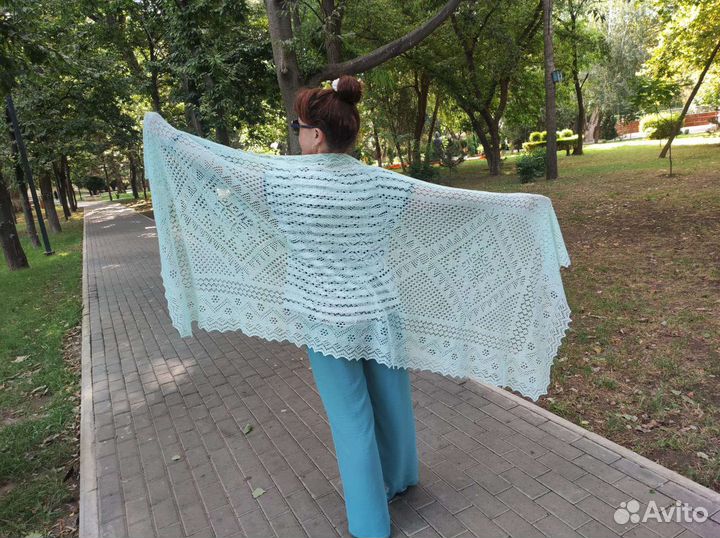 Шарфы и палантины