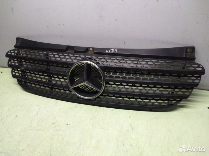 Решетка радиатора Mercedes Vito W639 ом646