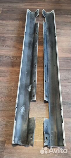 Пороги накладки на Mercedes W204