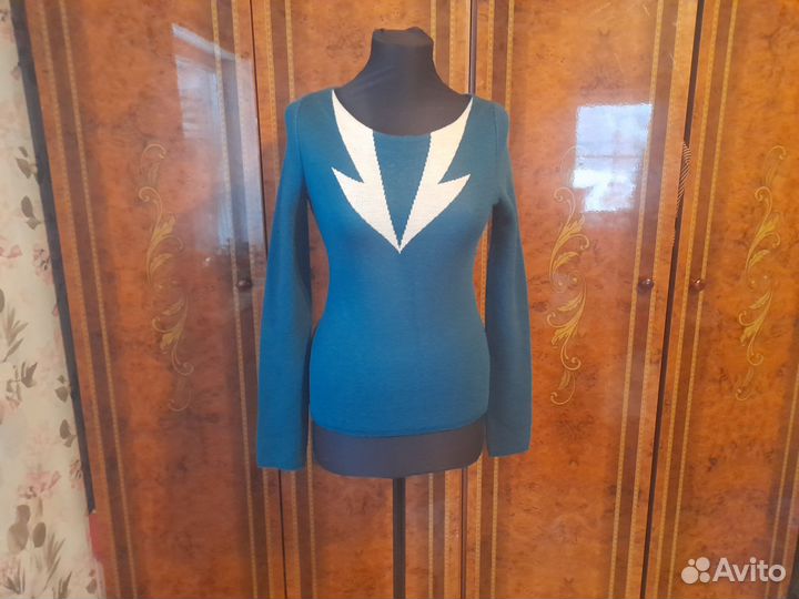 Свитер Ulanova шерсть шелк 44 р