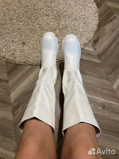 Зимние сапоги белые 37