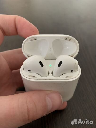 AirPods 2