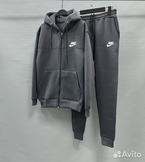 Спортивный костюм Nike