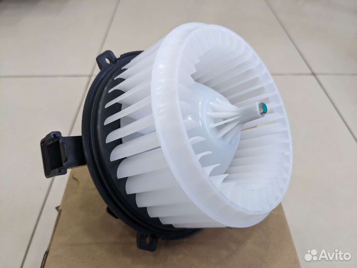 Мотор отопителя opel mokka / aveo T300 / патриот