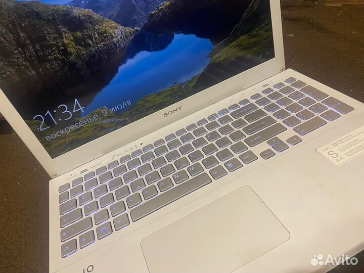 Sony vaio-i5 ssd fullHD SVS15