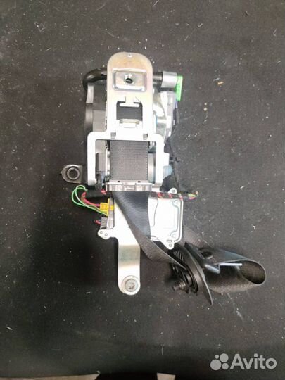 Ремень безопасности передний левый Mercedes-Benz