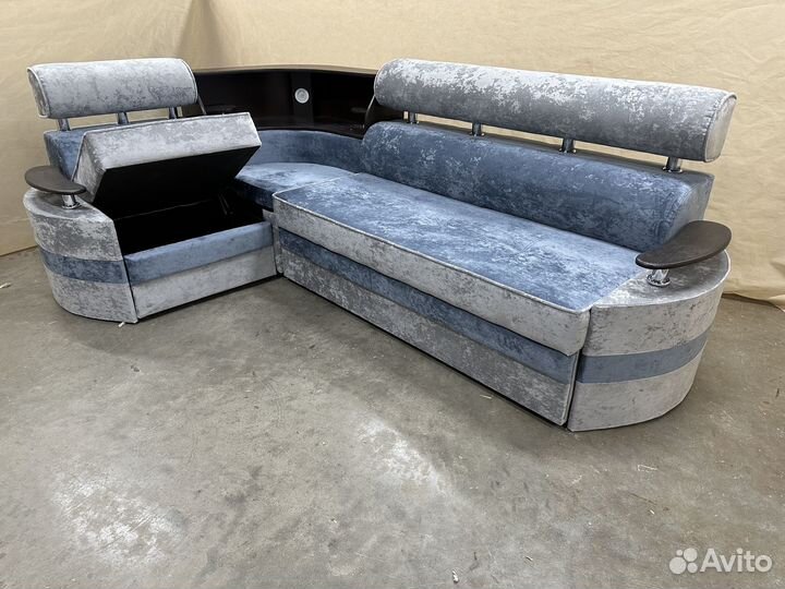 Диван угловой