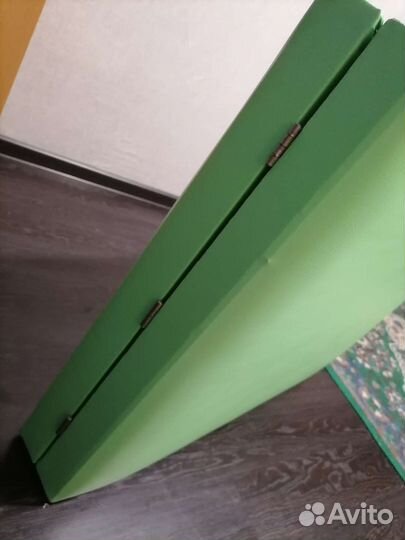 Кушетка для наращивания ресниц или массажа