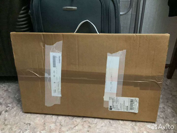 Стойка новая в упаковке 635х390х40