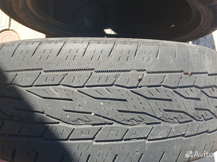 Continental ContiCrossContact LX2 215/50 R17