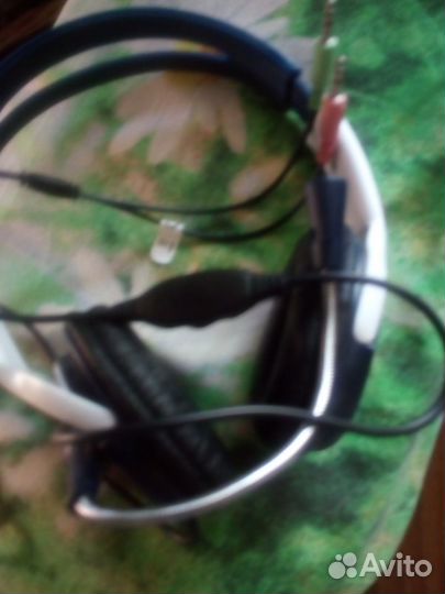 Наушники с микрофоном Defender Есть и переходник