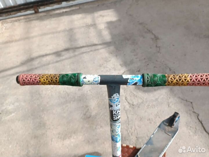 Трюковой самокат