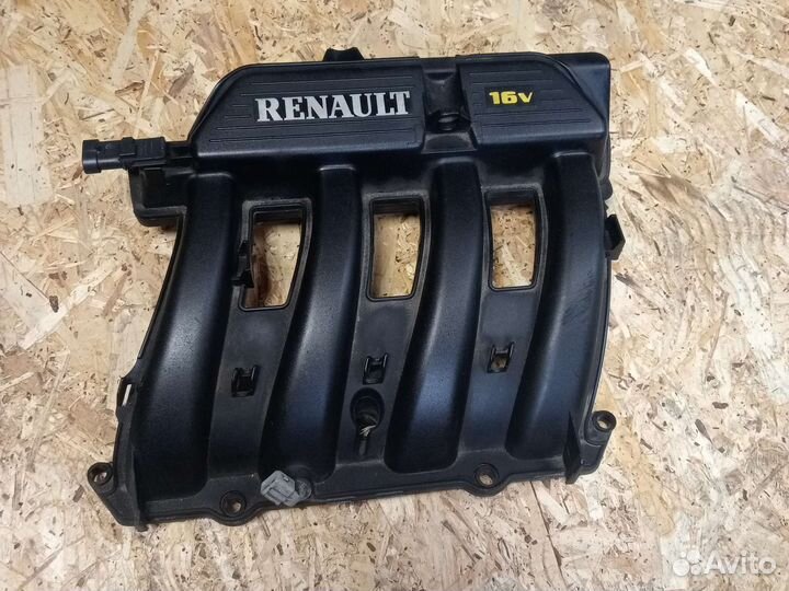 Впускной коллектор Renault Logan Largus