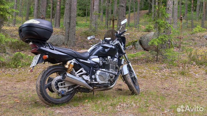 Yamaha XJR1300