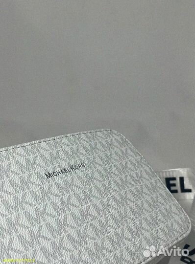 Michael Kors: изысканная сумка через плечо