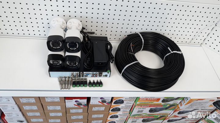 Комплект видеонаблюдения 4 камеры 2 Мр онлайн