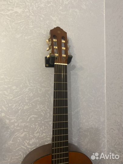 Классическая гитара yamaha c40