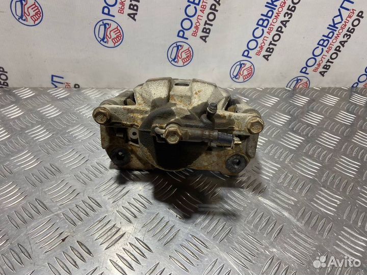 Суппорт Toyota Camry V40