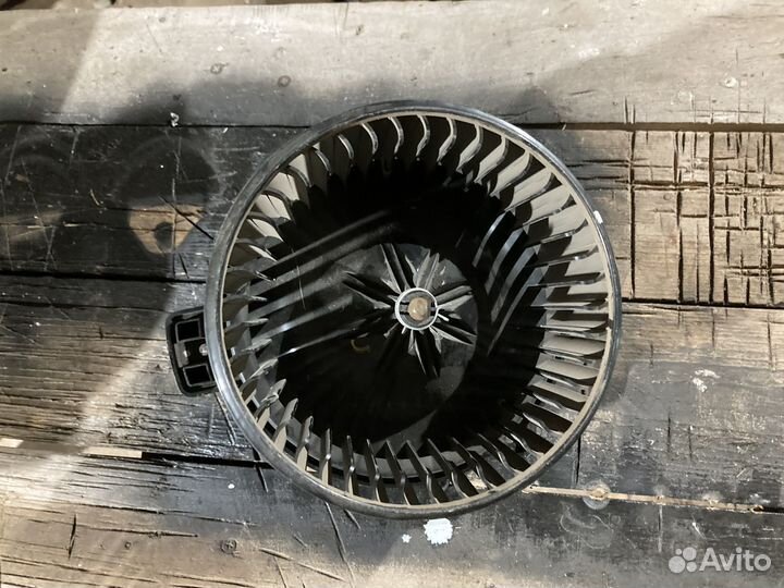 Моторчик печки Хендай Солярис 1, Кия Рио 3