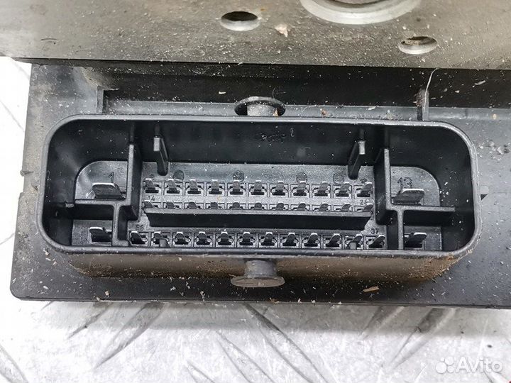 Блок управления тормозами/насос ABS Audi A6/RS6/S6