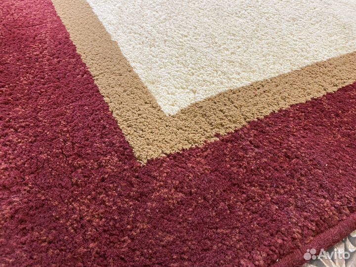Ковер шерстяной