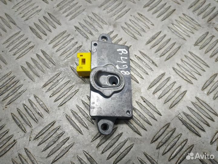 Датчик удара BMW 7 E65/E66/E67 2002 65776970907