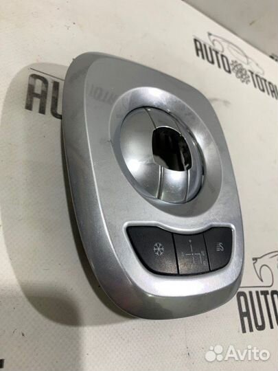 Накладка кулисы Opel Corsa D Z12XEP 2007