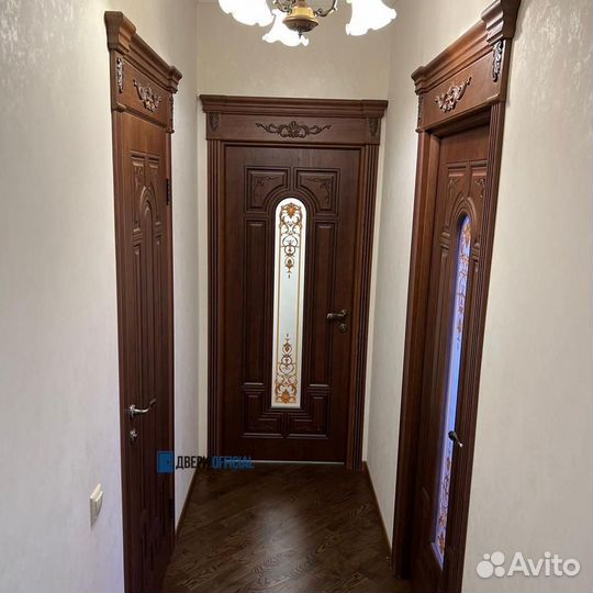 Дверь межкомнатная в комплекте с резьбой, дуб