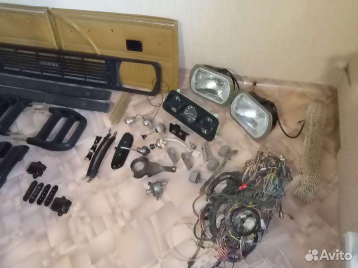 Автозапчасти москвич азлк