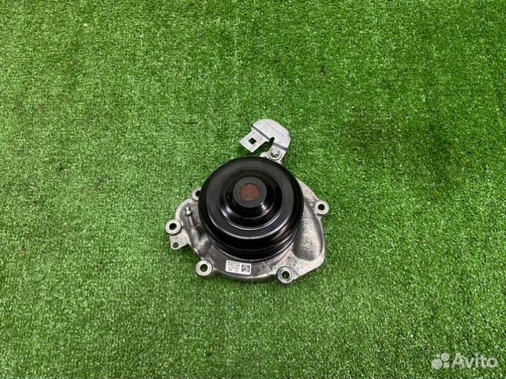 Насос водяной Mercedes Gls-Class X166 642.826 2018