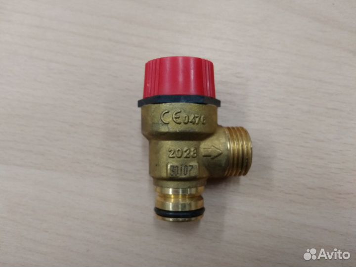 Клапан предохранительный 3 бар baxi ECO Four, luna