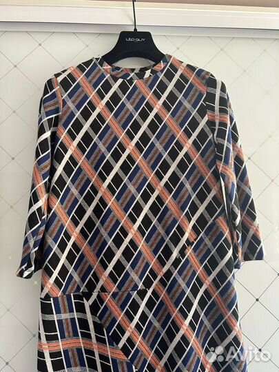 Стильное платье