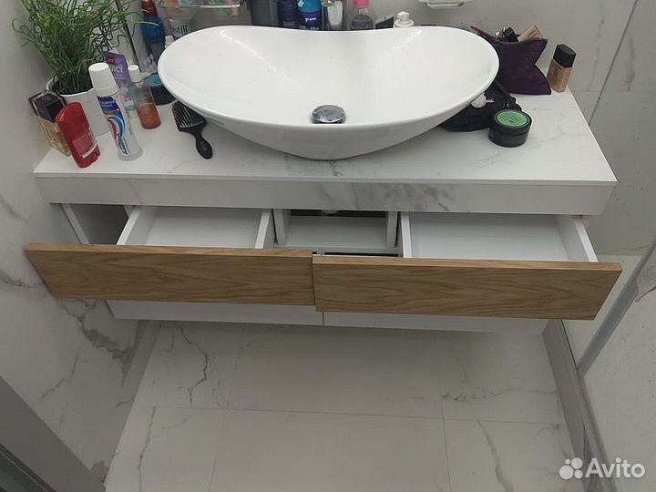 Тумба для ванной на заказ мдф в эмали и шпоне