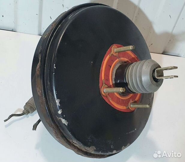 Вакуумный усилитель с цилиндром Ford Focus I