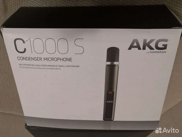 Микрофон акg