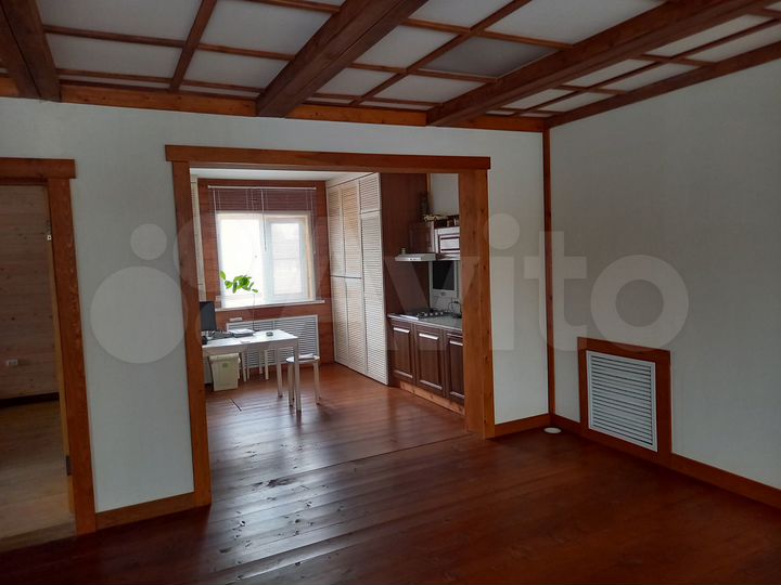 Дом 180 м² на участке 15 сот.