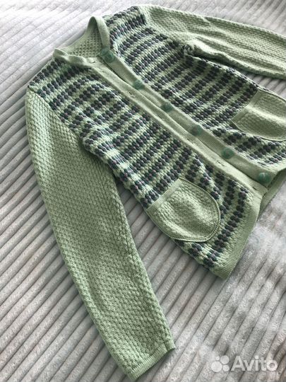 Кофточка на девочку-подростка, 40-42 р-р, шерсть