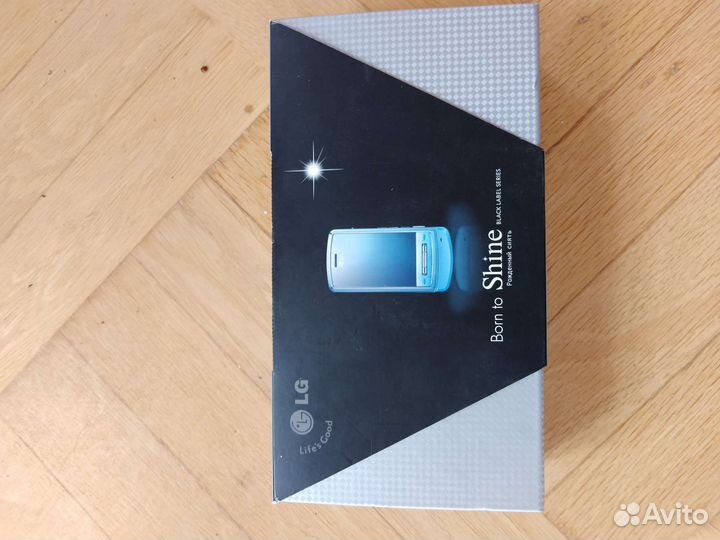 Наушники для телефонов LG KE970, провод USB и др