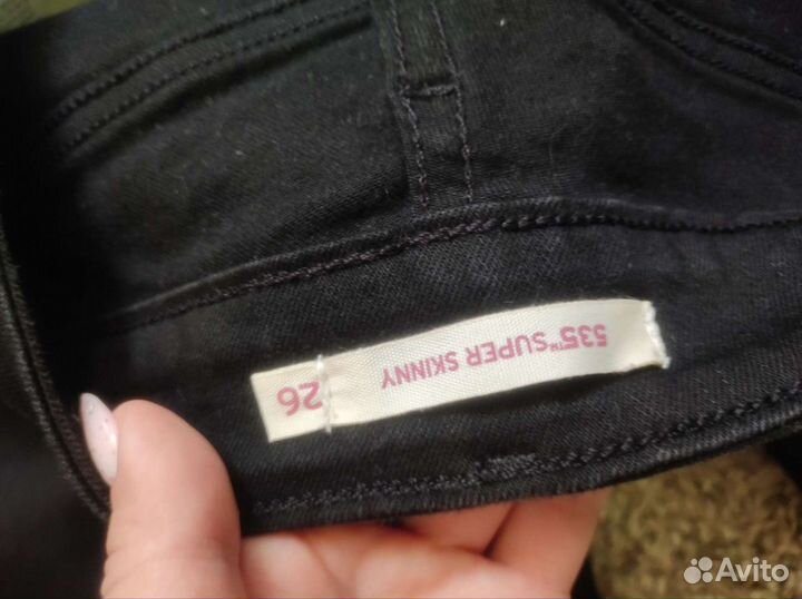 Джинсы женские levis