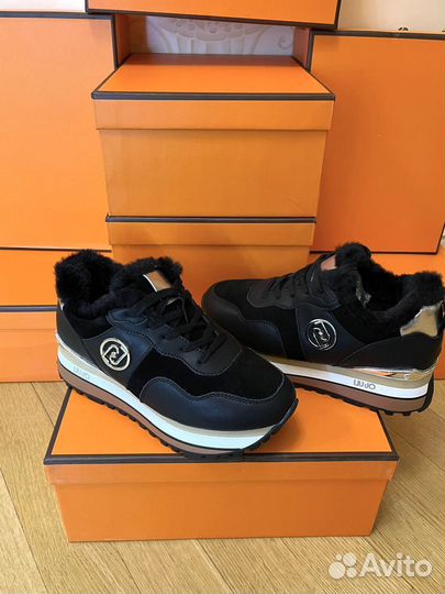 Кроссовки женские Lui jo зима 40 размер