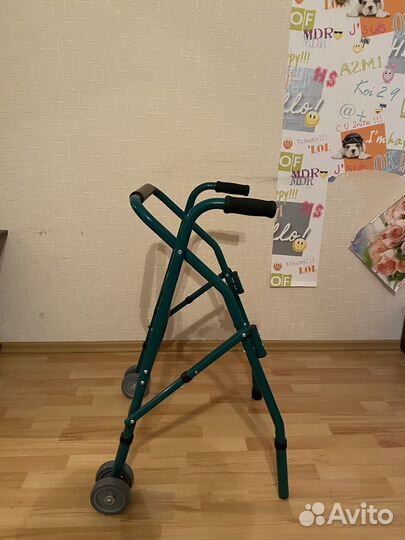 Ходунки для пожилых людей и инвалидов