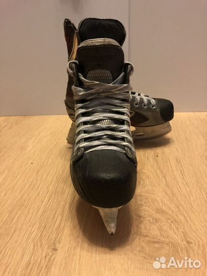 Хоккейные коньки bauer X7.0