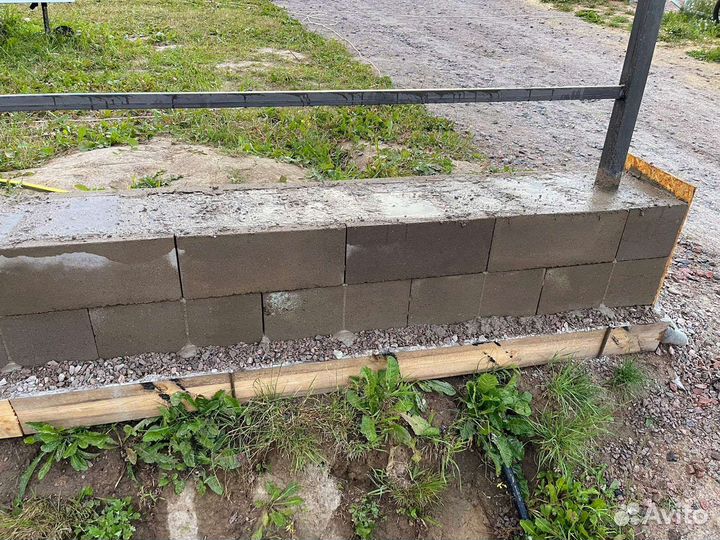 Фундамент под забор.Опалубка.Блоки