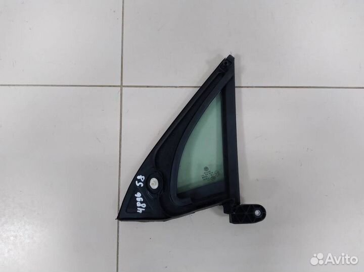 Стекло двери передней правой форточка Volkswagen T
